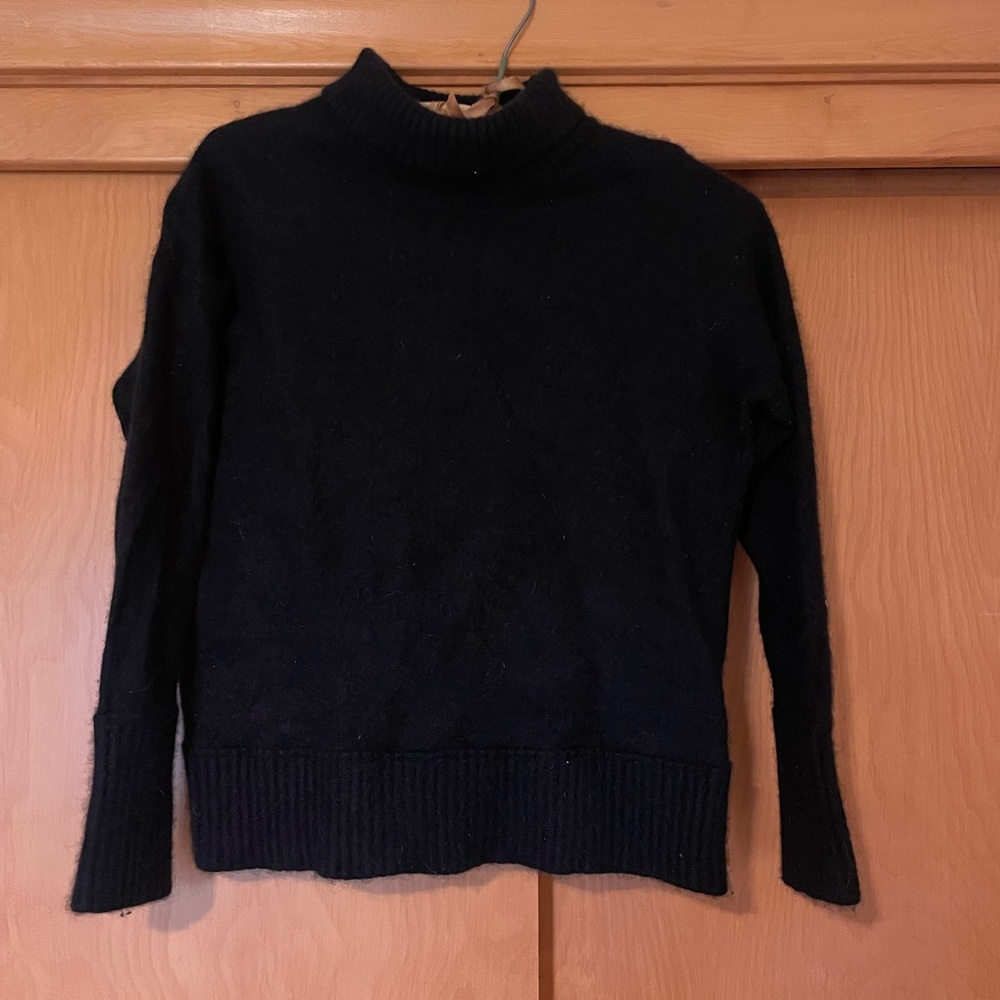 100% Cashmere Sweater - Sz. L